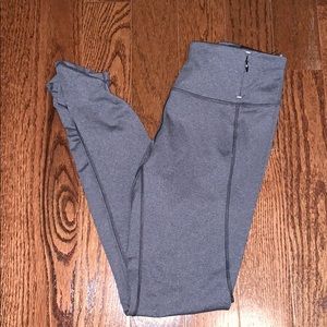 CALIA by Carrie Women’s Essential Tight Legging